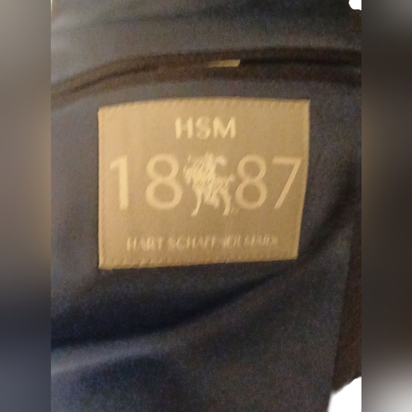 Hart Schaffner & Marx - Navy Blue Blazer, Mens 46R,  100% Wool, Single Breast - Picture 8 of 12